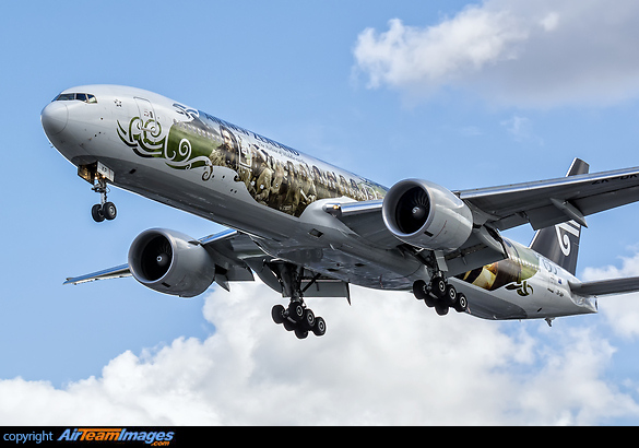 Boeing 777-319/ER Boeing 777-319/ER