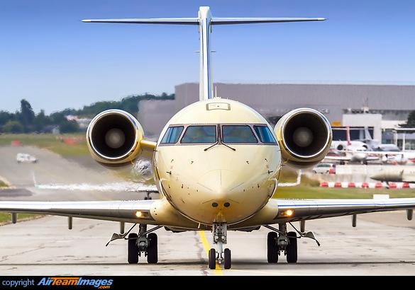 Bombardier Challenger 850 Bombardier Challenger 850