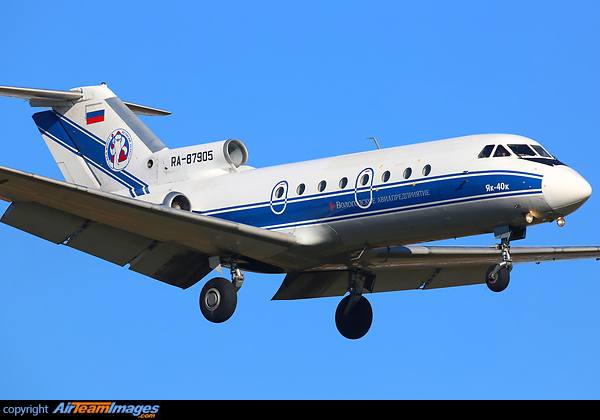 Yakovlev Yak-40 Yakovlev Yak-40