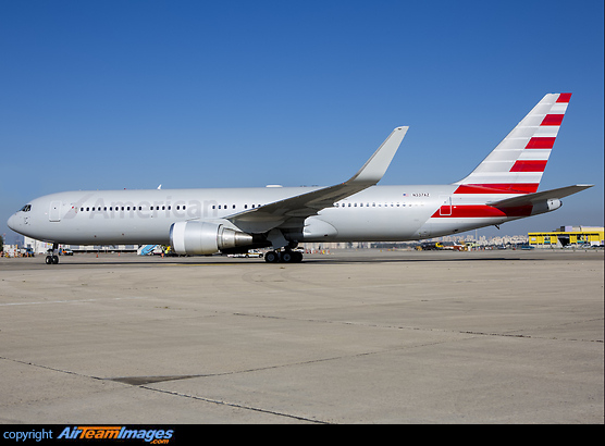 The latest aircraft to join Cargo Air Management's fleet of Boeing 767's arrives from Wilmington for freighter mods. Next operator will be Amazon Prime Air once delivered. Boeing 767-323/ER