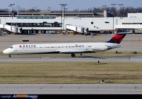 McDonnell Douglas MD-88 McDonnell Douglas MD-88