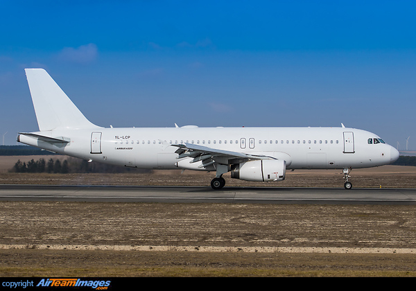 Airbus A320-232 Airbus A320-232