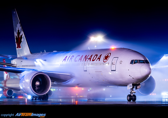 Boeing 777-233/LR Boeing 777-233/LR