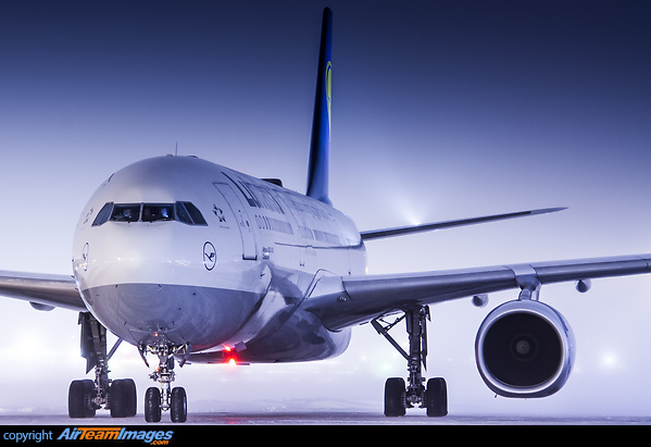 Airbus A330-343X Airbus A330-343X