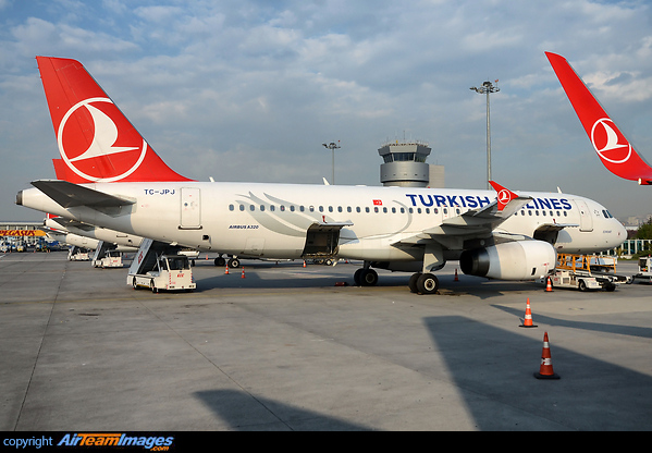 Airbus A320-232 Airbus A320-232