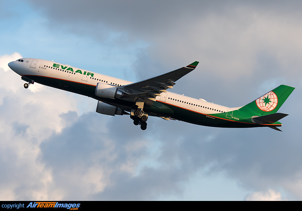Airbus A330-302 Airbus A330-302