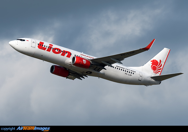 Boeing 737-8GP Boeing 737-8GP