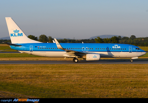 Boeing 737-8K2 Boeing 737-8K2