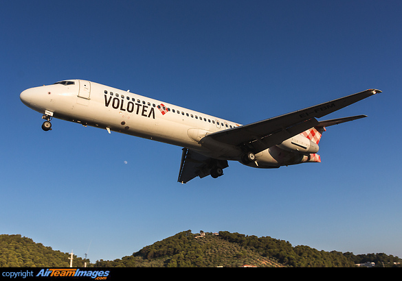Boeing 717-2BL Boeing 717-2BL