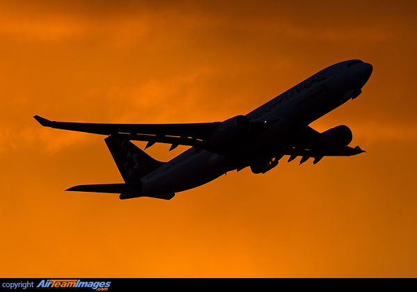 Airbus A330-243 Airbus A330-243
