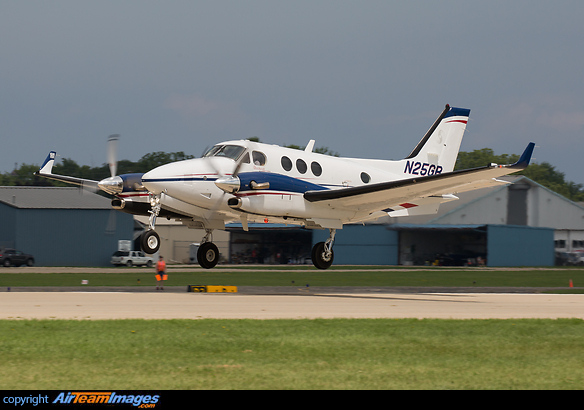 Beechcraft King Air C90A Beechcraft King Air C90A