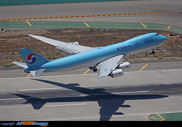 Boeing 747-8HTF/SCD Boeing 747-8HTF/SCD
