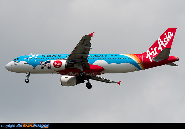 Airbus A320-216 Airbus A320-216