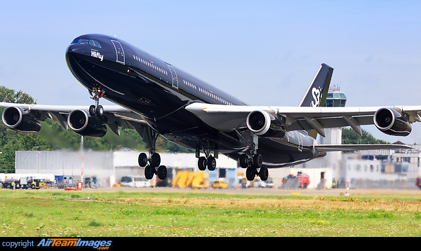 Airbus A340-313 Airbus A340-313