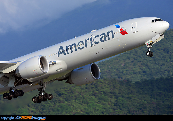 Boeing 777-323/ER Boeing 777-323/ER