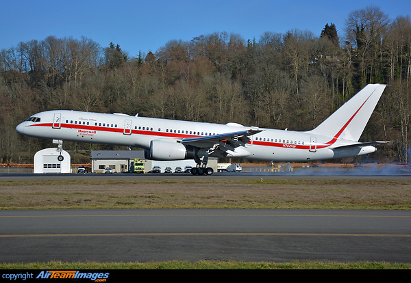 Boeing 757-225 Boeing 757-225