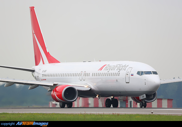 Boeing 737-808 Boeing 737-808
