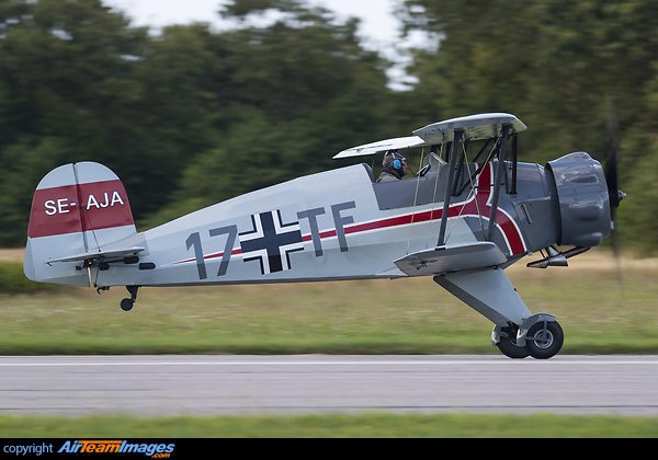CASA Bu-133C Jungmeister CASA Bu-133C Jungmeister