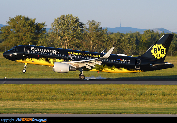 Airbus A320-214 Airbus A320-214