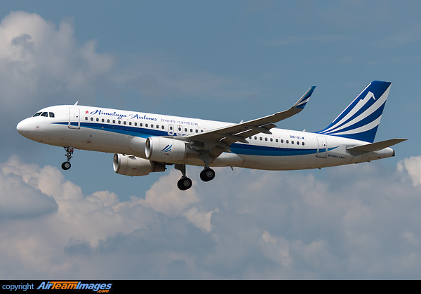 Airbus A320-214 Airbus A320-214
