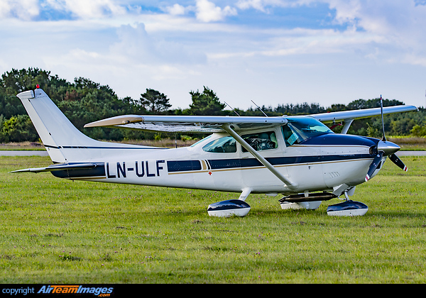 Cessna 182P Skylane Cessna 182P Skylane