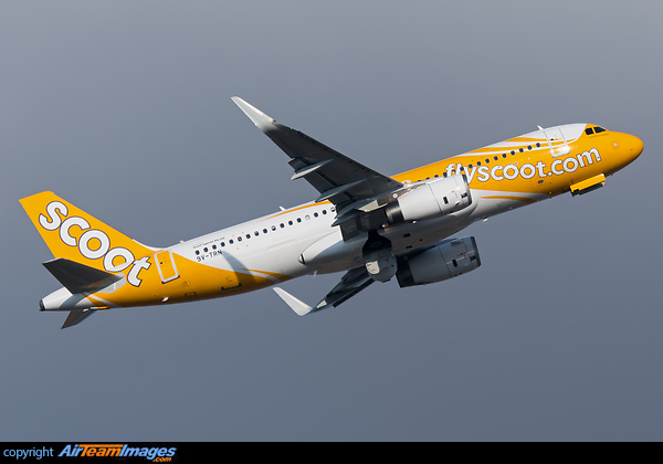 Airbus A320-232 Airbus A320-232
