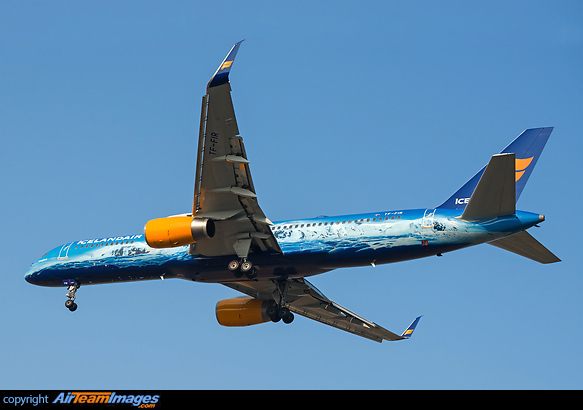 Special Icelandair 80th anniversary special colorful livery Boeing 757-256