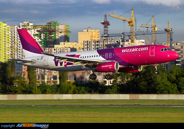 Airbus A320-232 Airbus A320-232