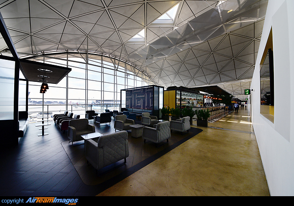 Qantas Hong Kong lounge Hong Kong Chek Lap Kok Airport