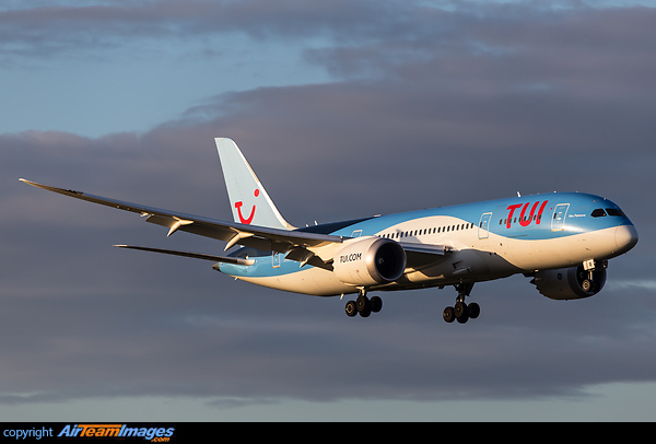 Boeing 787-8 Dreamliner Boeing 787-8 Dreamliner