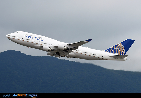 Boeing 747-422 Boeing 747-422
