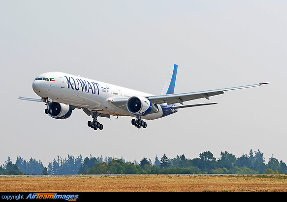 Boeing 777-369/ER Boeing 777-369/ER