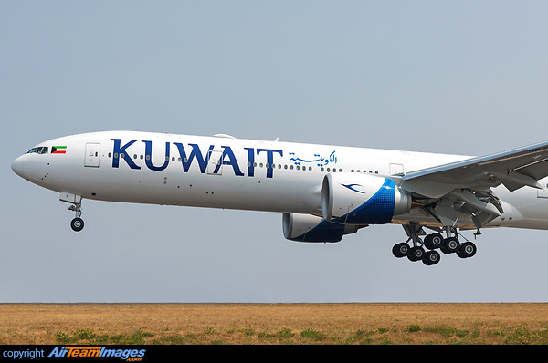 Close up nose shot of this Kuwait 777 heavy about to touchdown Boeing 777-369/ER