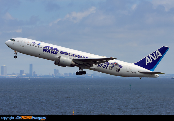 Boeing 767-381/ER Boeing 767-381/ER