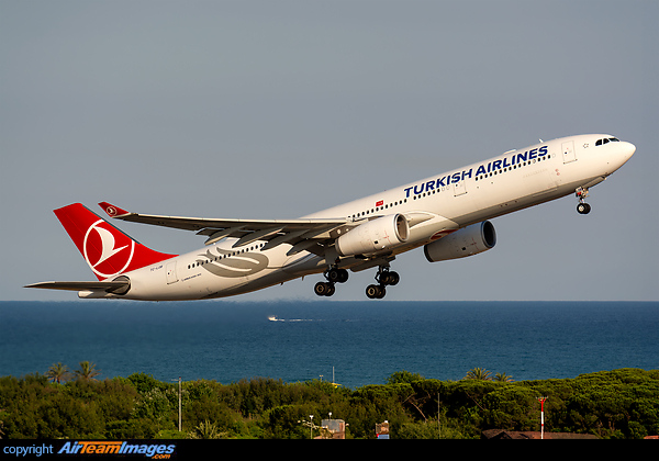 Airbus A330-343 Airbus A330-343