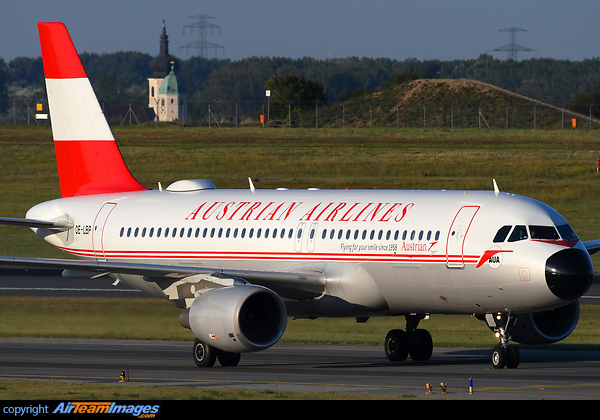 Airbus A320-214 Airbus A320-214