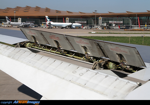 Boeing 767-3Z9/ER Boeing 767-3Z9/ER