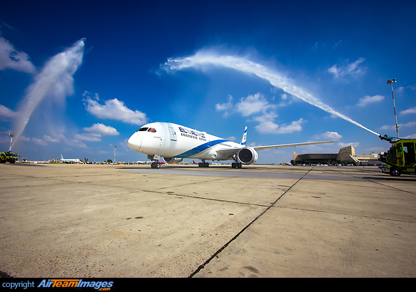 Boeing 787-9 Dreamliner Boeing 787-9 Dreamliner