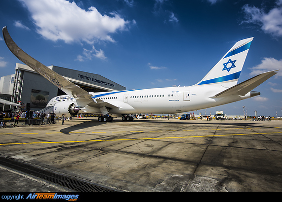 Boeing 787-9 Dreamliner Boeing 787-9 Dreamliner