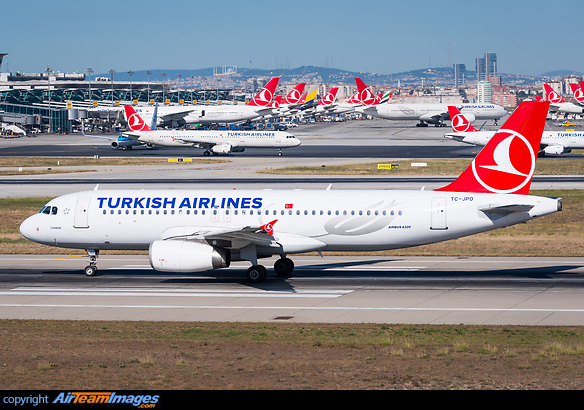 Airbus A320-232 Airbus A320-232