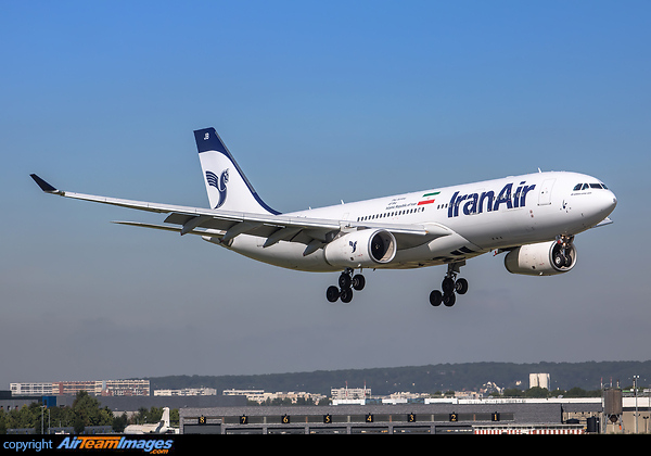 Airbus A330-243 Airbus A330-243
