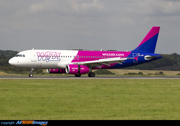 Airbus A320-232 Airbus A320-232