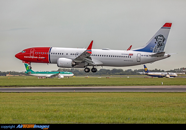 Boeing 737-8 MAX Boeing 737-8 MAX