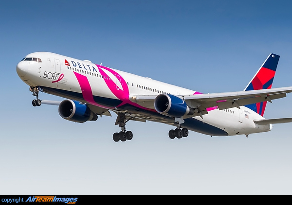 Boeing 767-432/ER Boeing 767-432/ER