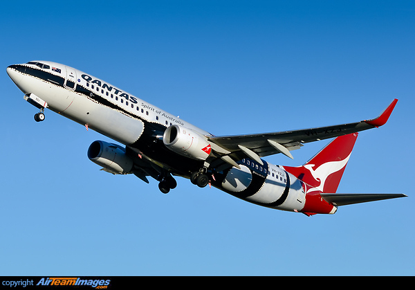 Boeing 737-838 Boeing 737-838