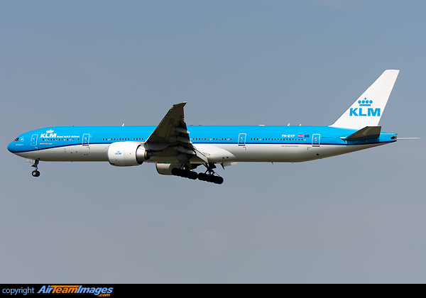 Boeing 777-306/ER Boeing 777-306/ER