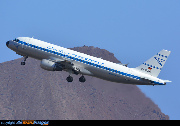 Airbus A320-212 Airbus A320-212