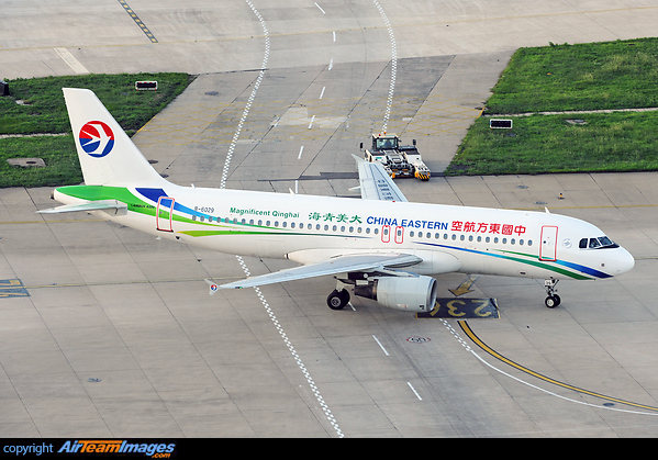 Airbus A320-214 Airbus A320-214