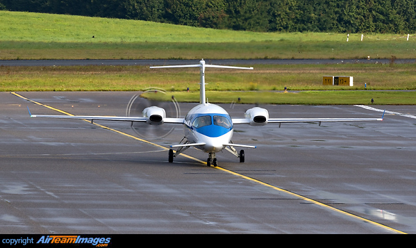 Piaggio P-180 Avanti Piaggio P-180 Avanti