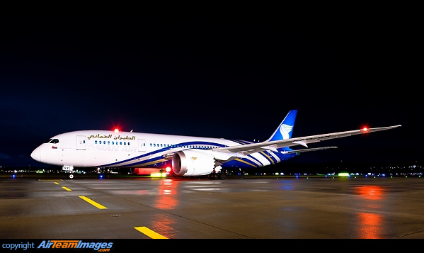 Boeing 787-8 Dreamliner Boeing 787-8 Dreamliner